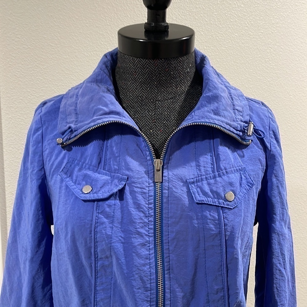 Zenergy by Chicos Blue Lightweight Full Zip Jacket Size 0 - Picture 4 of 8